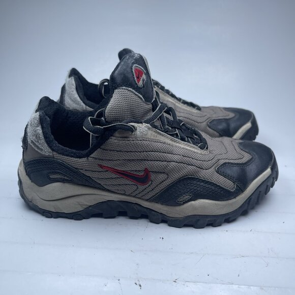 Vintage Y2K Nike ACG Low Hiking Shoes Womens Size 7 RARE 303846-261 - Picture 2 of 16